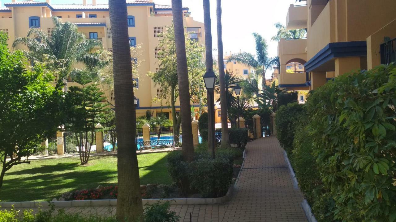 Apartamento San Pedro Playa Marbella Luaran gambar